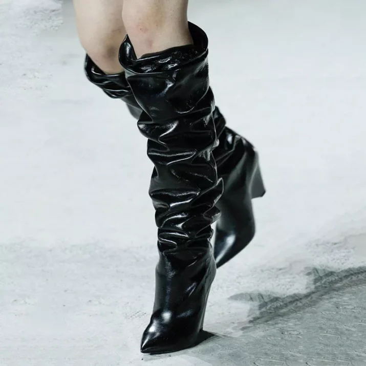 Pleated Conical Heel Boots - Image 12