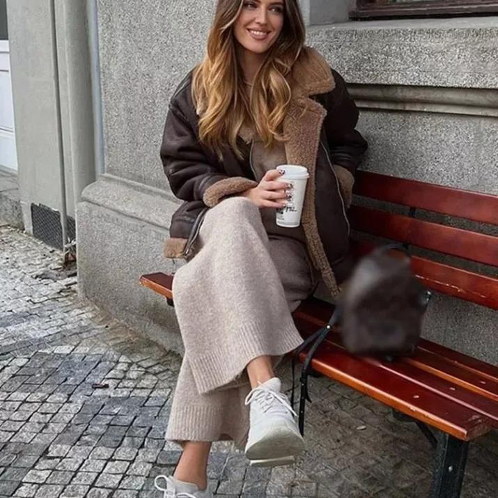 Contrast Collar Aviator Jacket in Brown