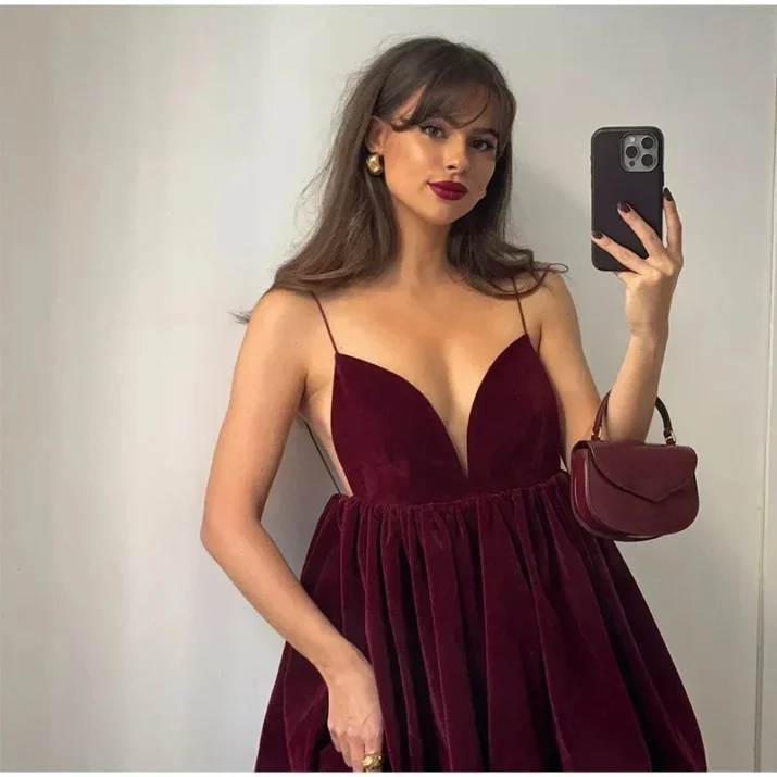 Backless Velvet Mini Dress - Beniz Kloset