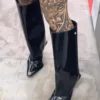 Glossy Patent Knee-High Boots in black - Beniz Kloset