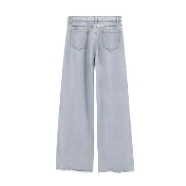 woman wide leg back