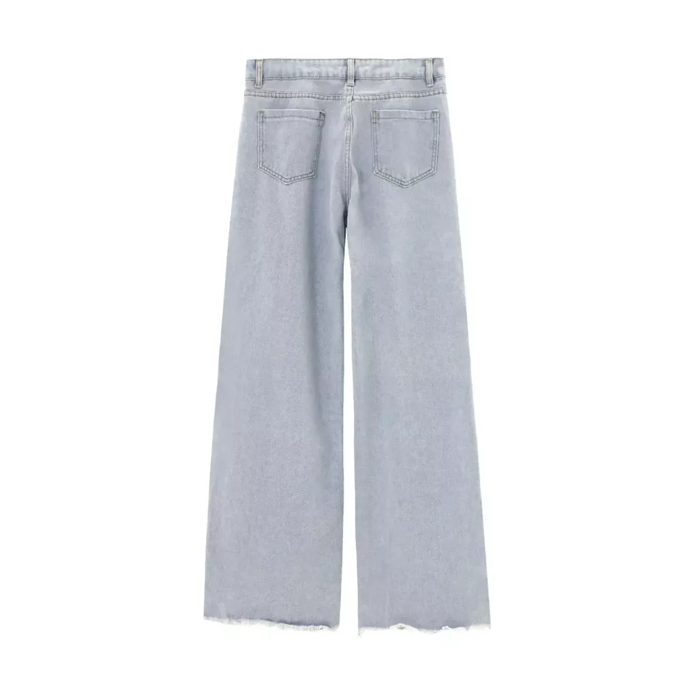 woman wide leg back