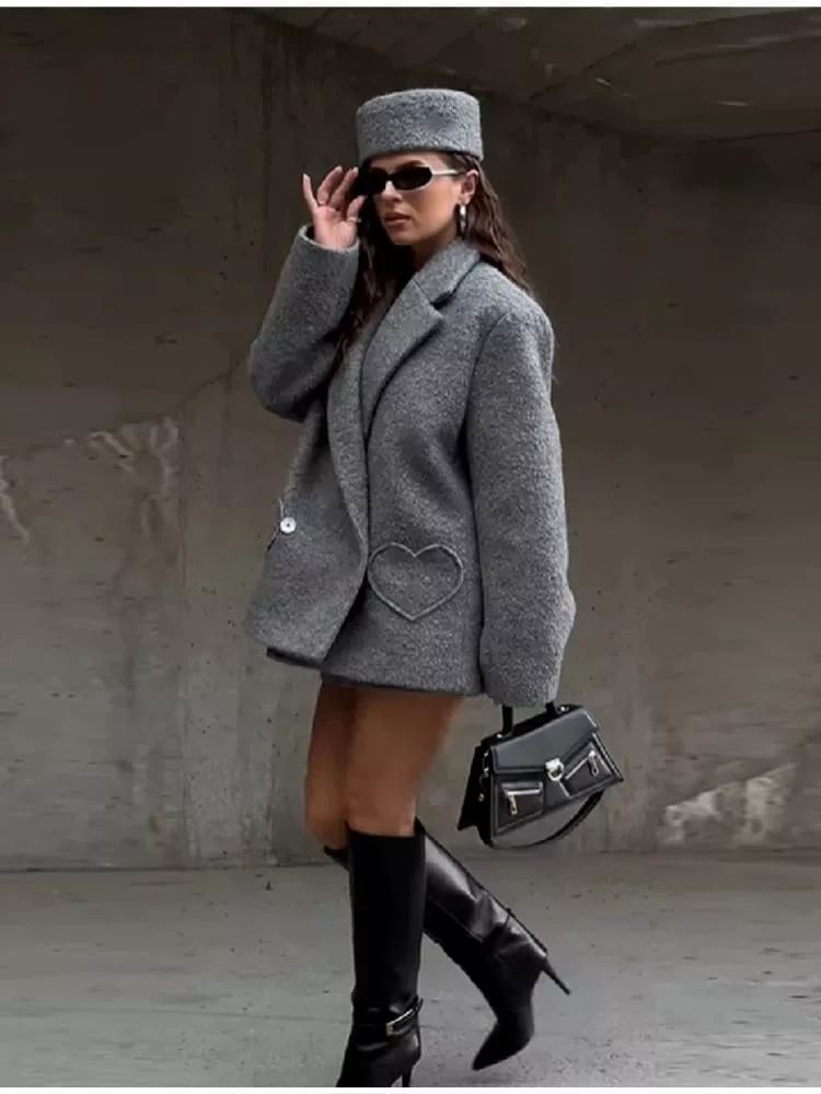 Heart-Pocket Blazer Skirt Set in Gray
