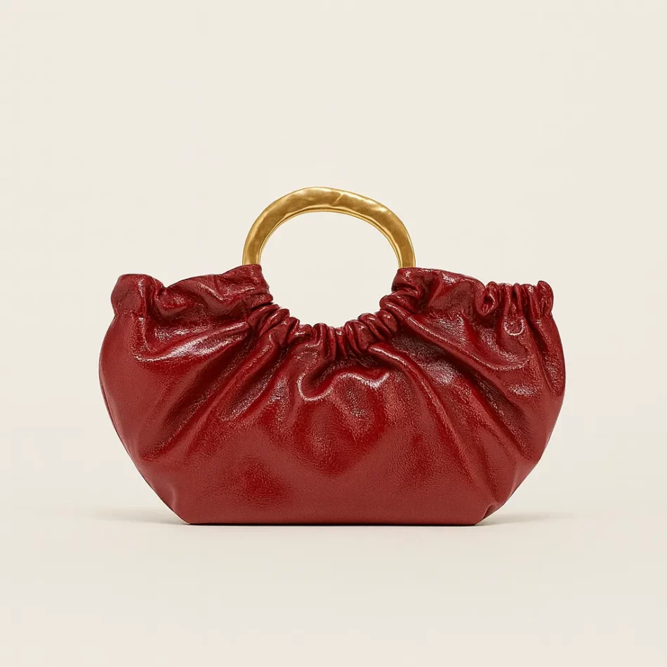 Vinyle Metal Handle Clutch