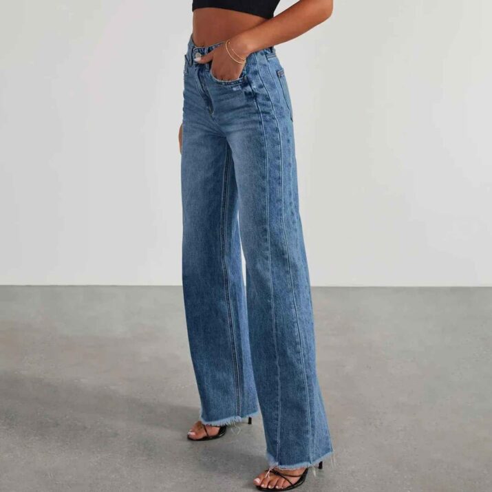 High Waisted Wide-Leg Jeans - Image 4