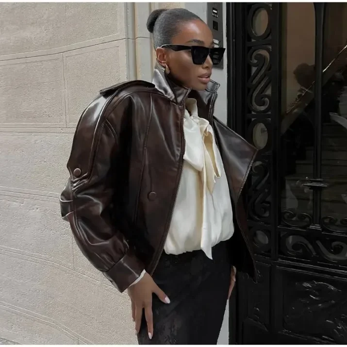 Glossy Brown Leather Jacket with High Collar Vêtements - Beniz Kloset