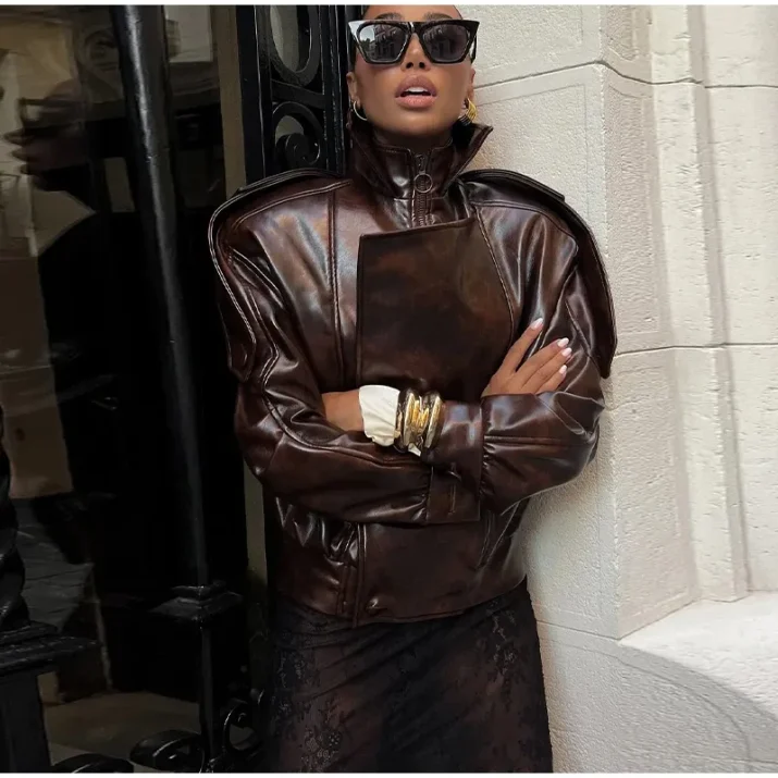 Glossy Brown Leather Jacket with High Collar Vêtements - Beniz Kloset