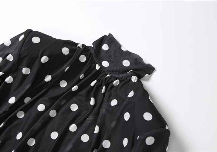 Polka Dot Elegance: High Neck Ruched Dress Vêtements - Beniz Kloset
