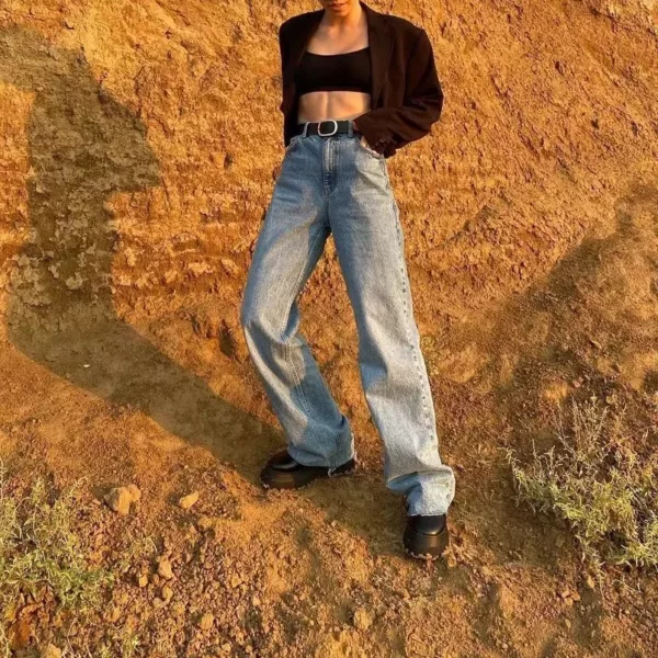 High Waisted Straight-Leg Jeans