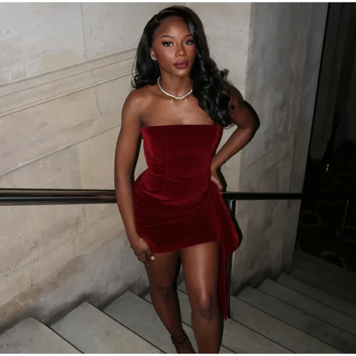 Strapless Sculpted Mini Velvet Dress - Image 3