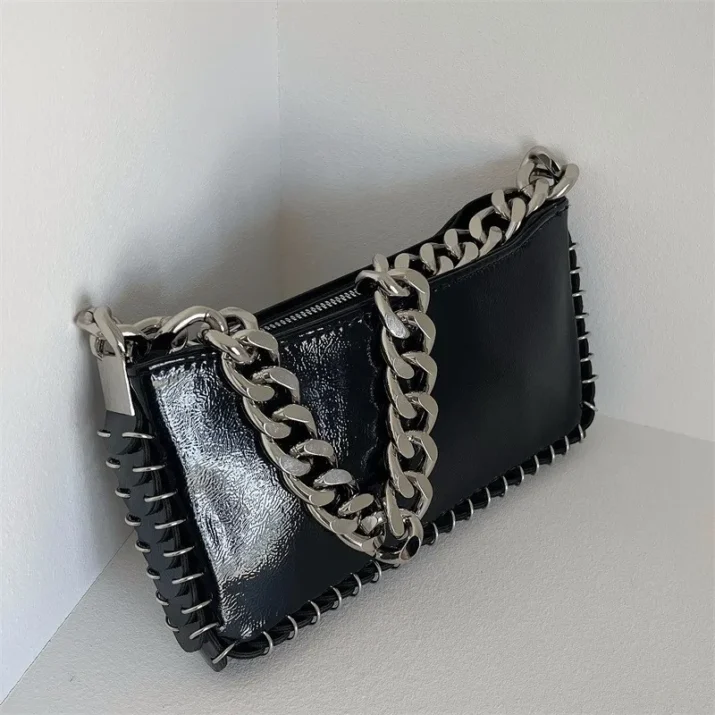 - Beniz Kloset